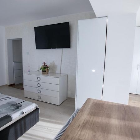 Apartament Central Târgu Jiu Exterior foto