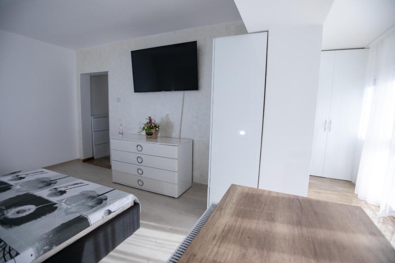Apartament Central Târgu Jiu Exterior foto